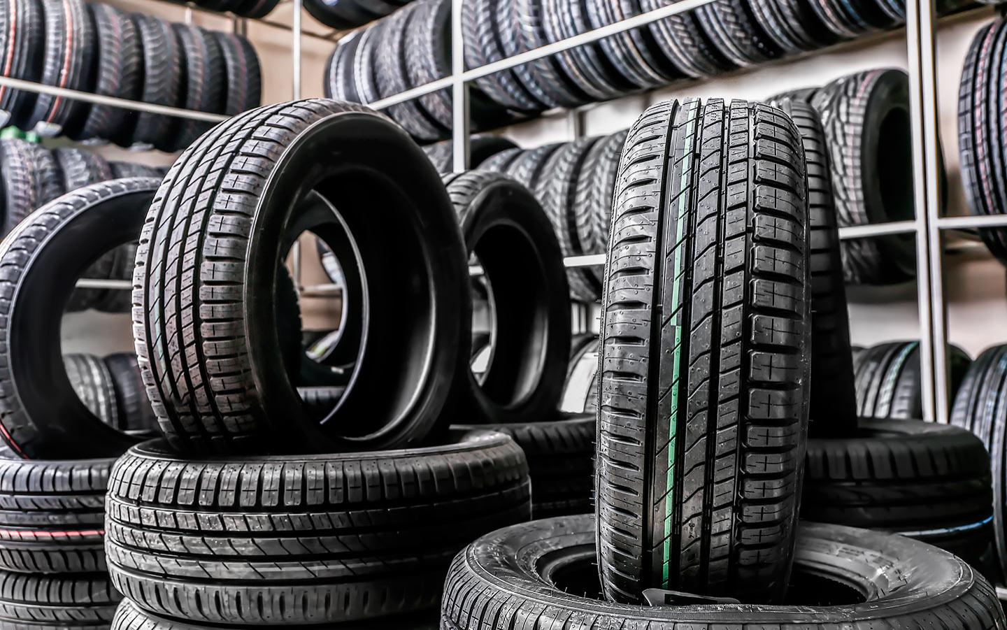 What is important to pay attention to when choosing tires?
